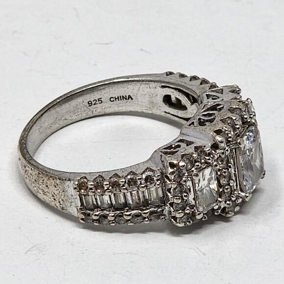 Vintage Sterling Silver Cubic Zirconia Size 10.75 Heavy Ring - Picture 4 of 10